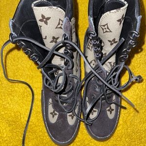 Boots Louis Vuitton. LV